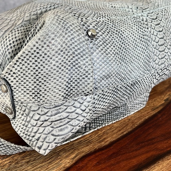 JENRIGO Python Embossed Genuine Leather shoulder bag - Picture 3 of 10